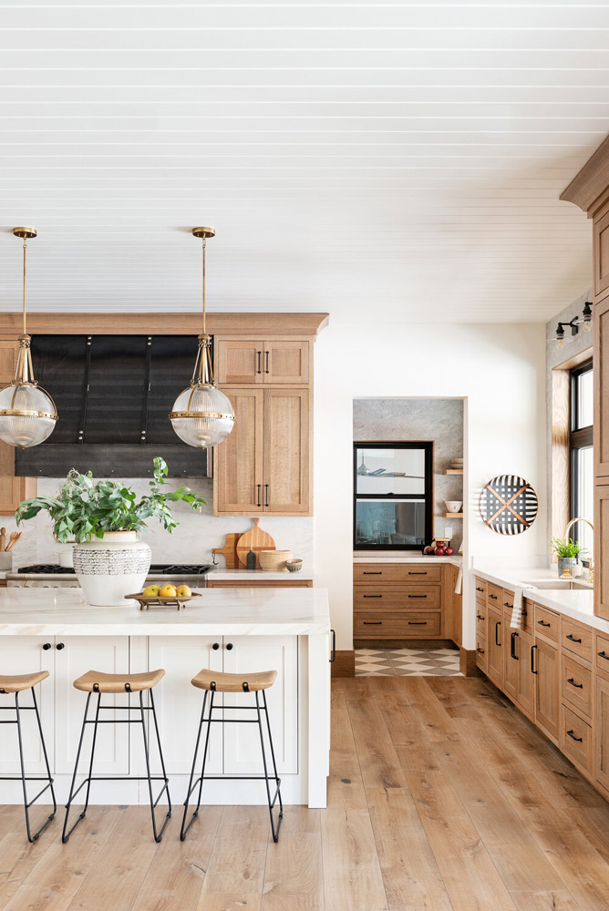 Equipo Brelise Interiors